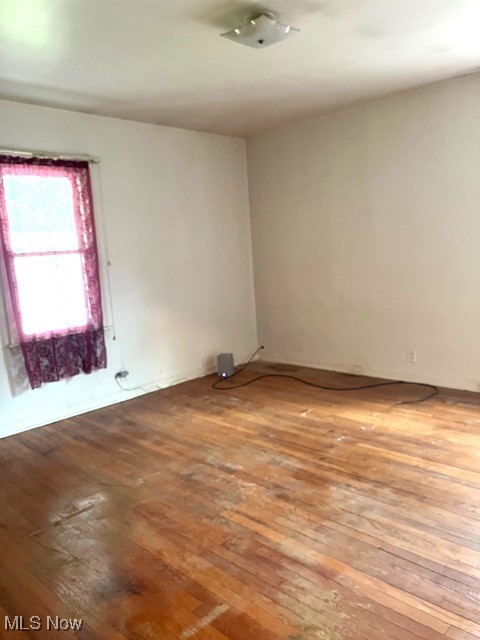 Akron, Ohio 44302, United States, 3 Bedrooms Bedrooms, ,2 BathroomsBathrooms,Residential,Pending,129898