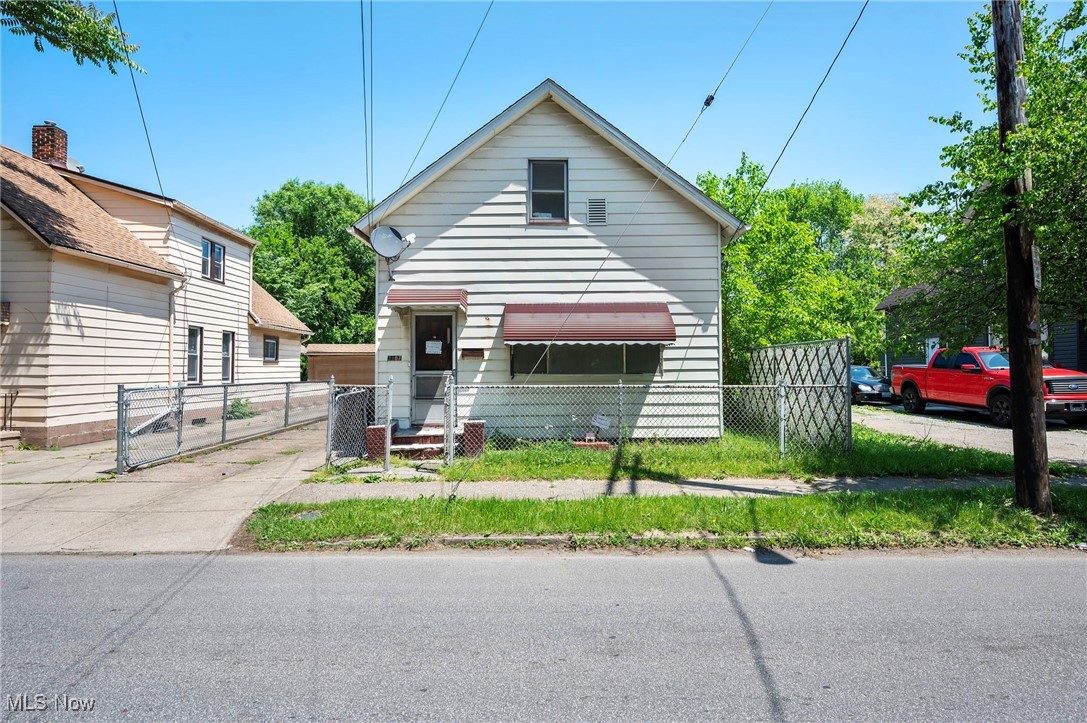 3187 W 32nd Street, Cleveland, Ohio image 3