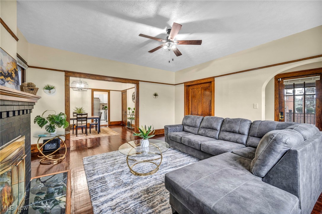 Citizens Real Estate Co - Residential