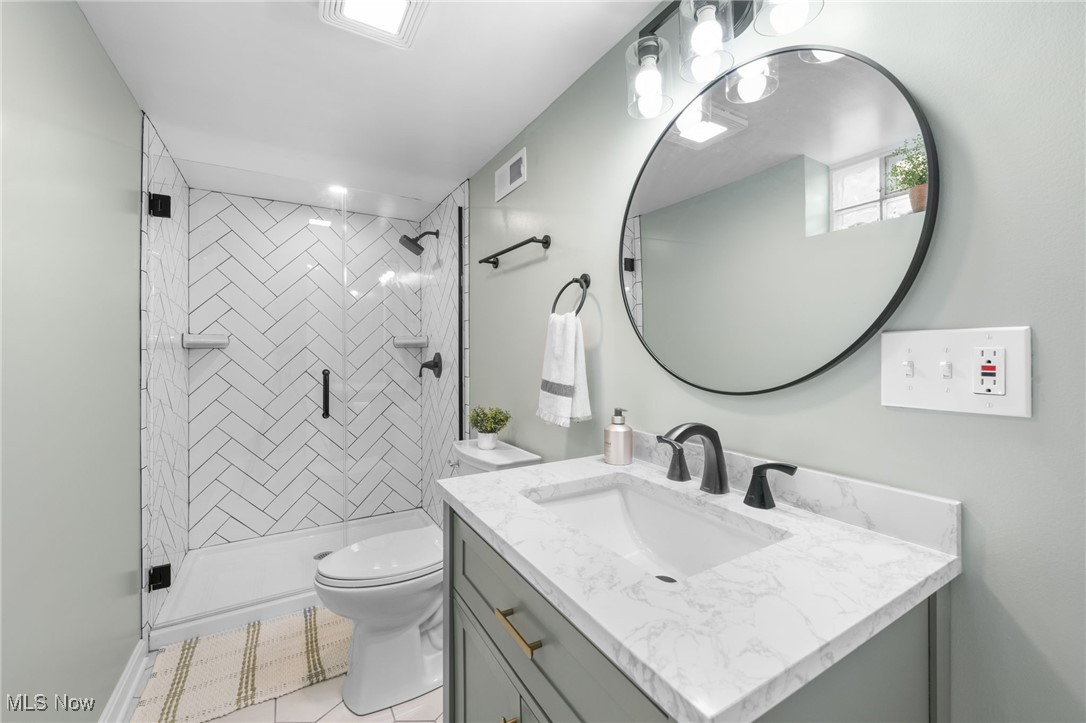 574 Huntmere Drive, Bay Village, Ohio image 21