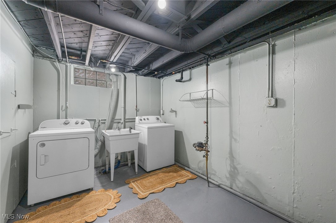 574 Huntmere Drive, Bay Village, Ohio image 22