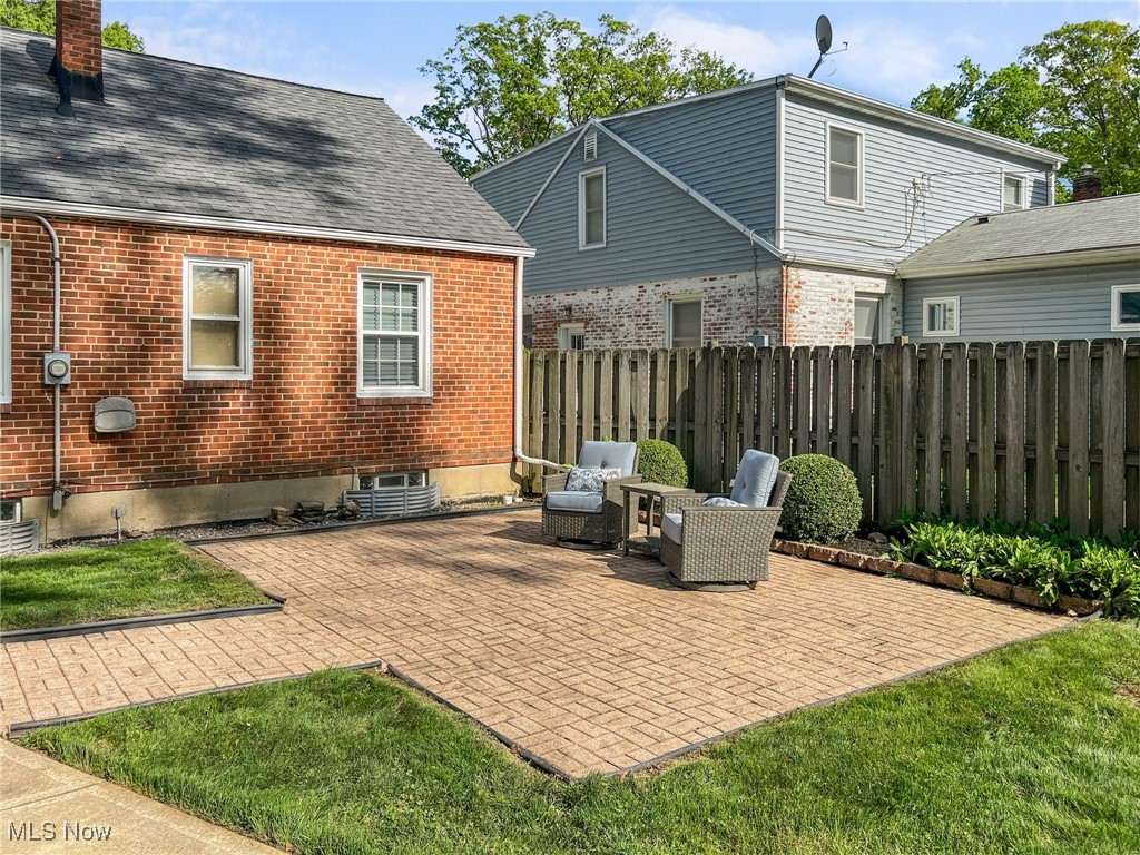574 Huntmere Drive, Bay Village, Ohio image 23