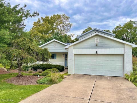 Photo for 933 Mallet Hill Court
