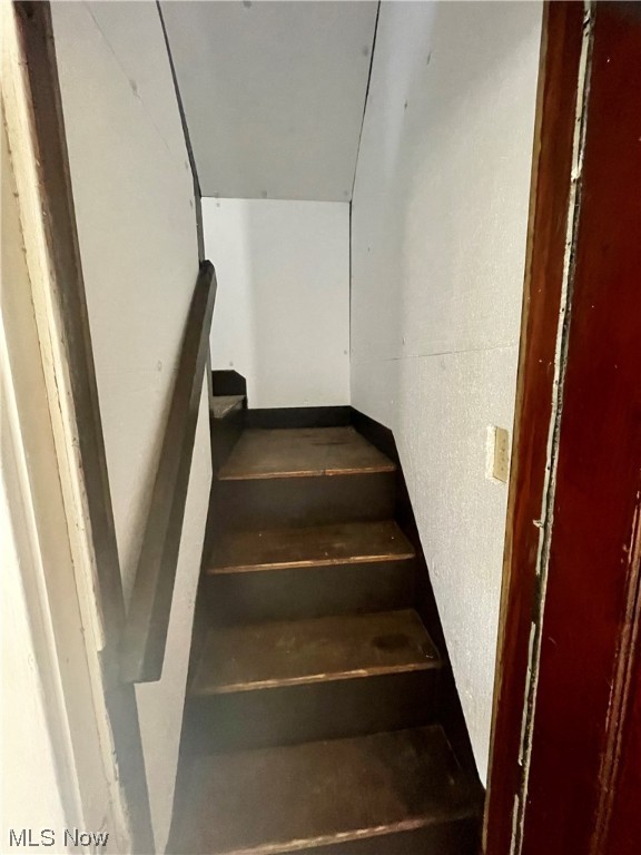 Upland Lawn - Residential