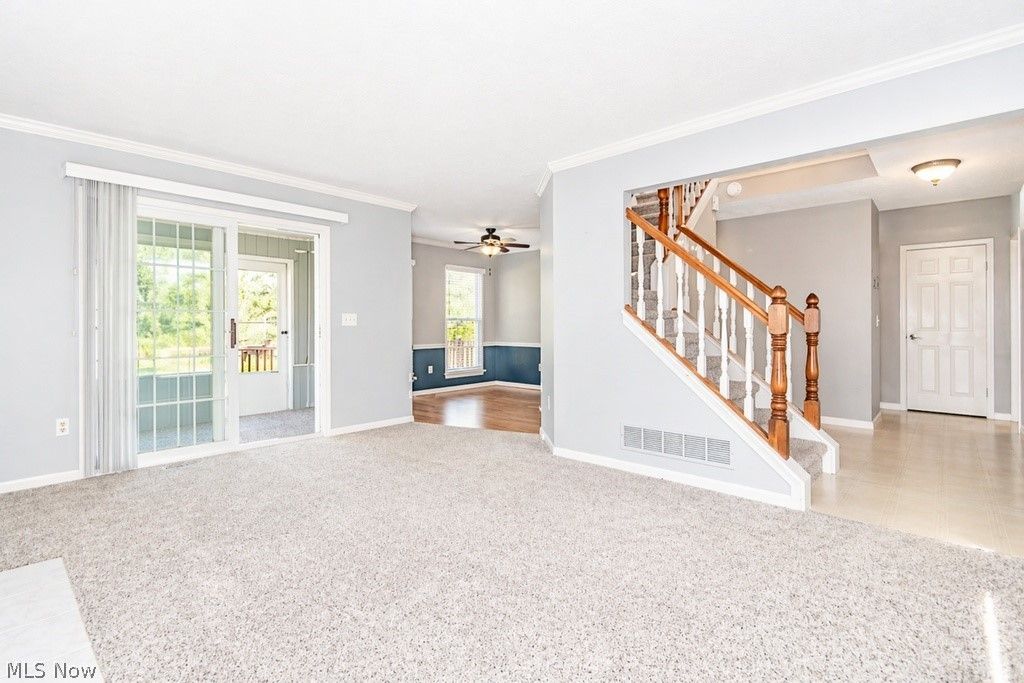 Photo of 104 Woodbridge Crossing Xing, Chardon, OH 44024 (MLS # 5204202)