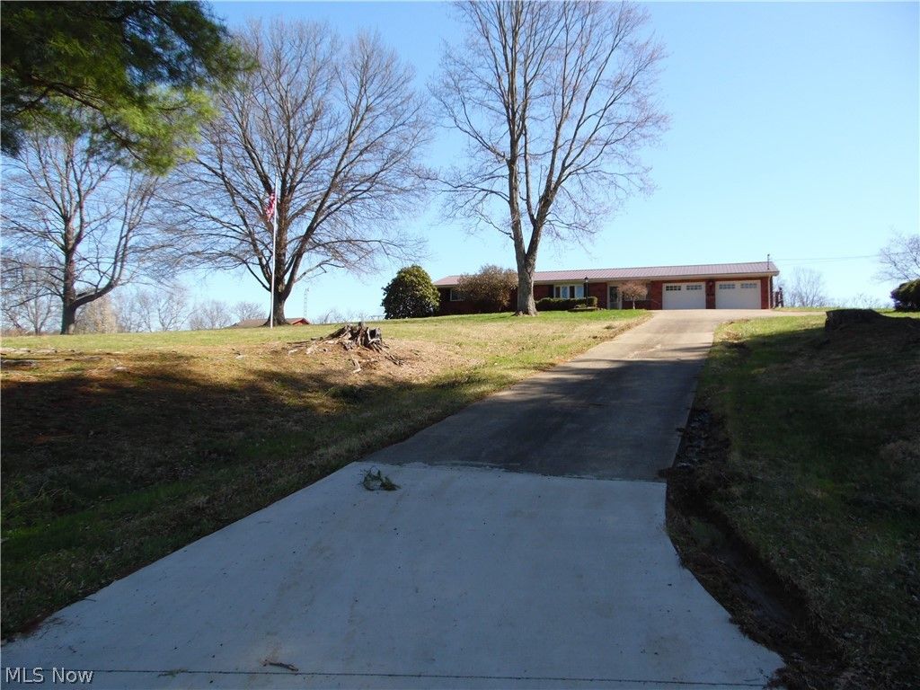 Photo of 50 Jennings Hill Road, Marietta, OH 45750 (MLS # 5197252)