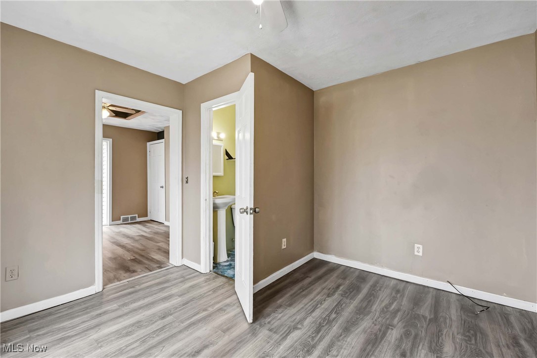 503 Rothrock Avenue, Akron, Ohio image 17