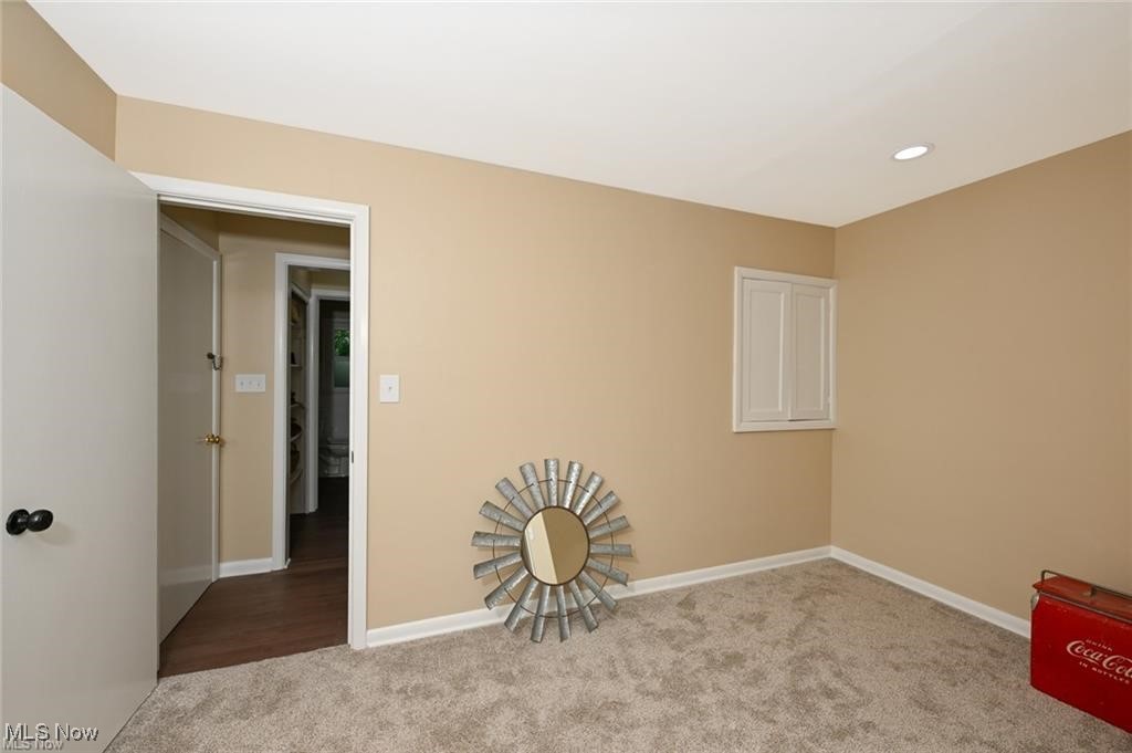 East Barberton Land Co Al - Residential Lease