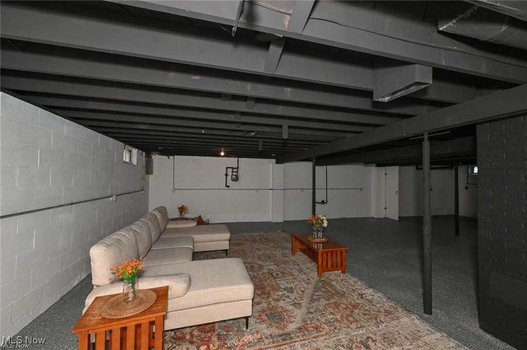 East Barberton Land Co Al - Residential Lease