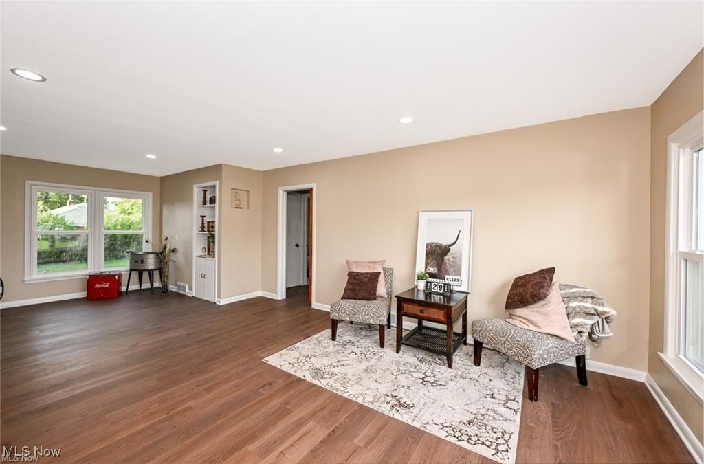 East Barberton Land Co Al - Residential Lease