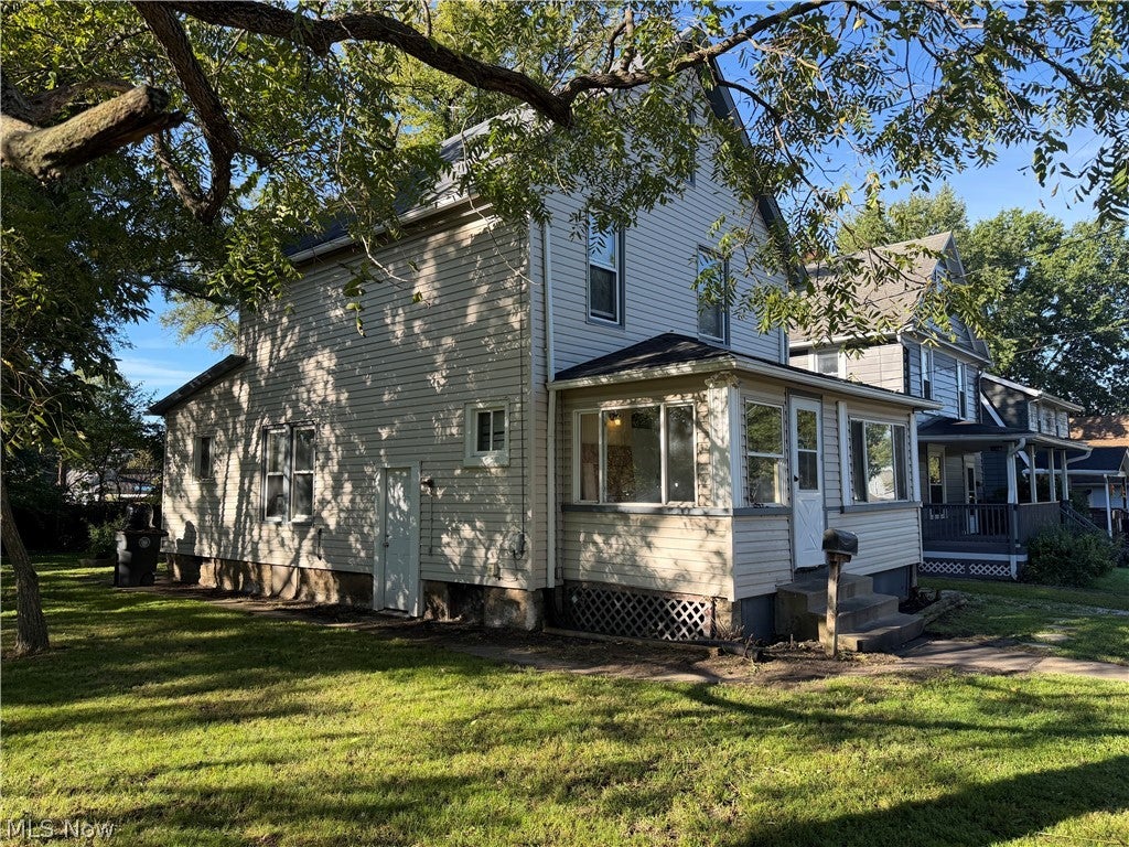 1218 Mcintosh Avenue