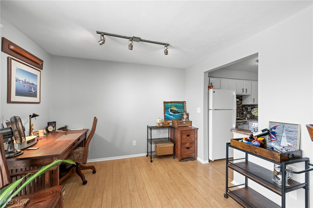 Lake Edge Condominiums - Residential