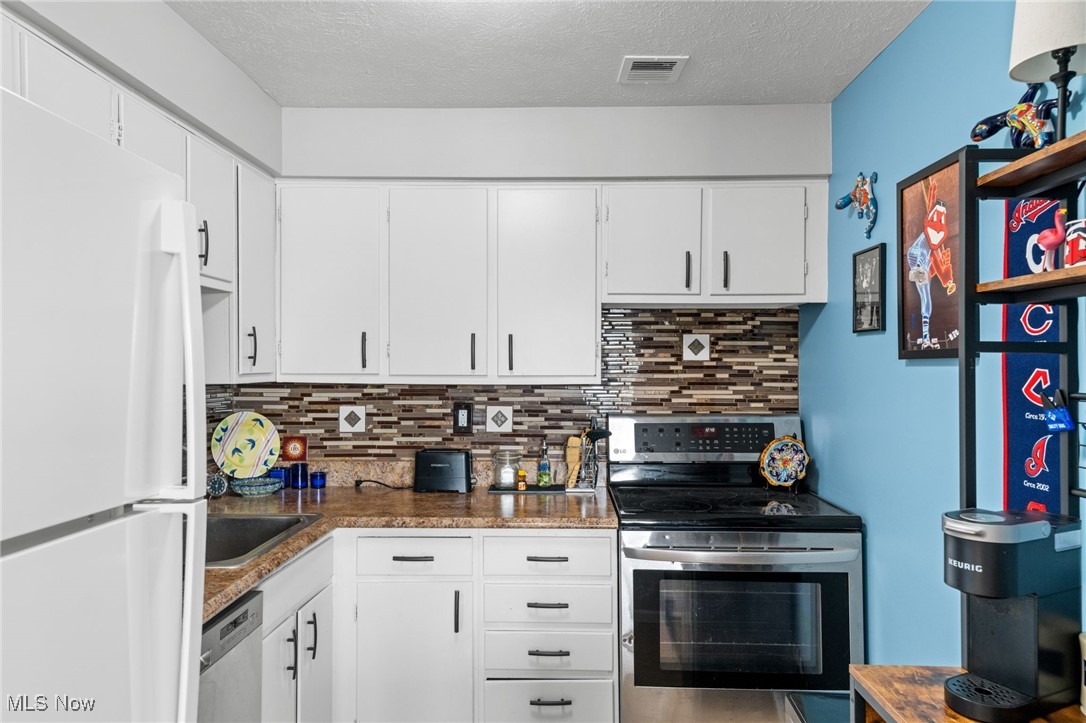 Lake Edge Condominiums - Residential