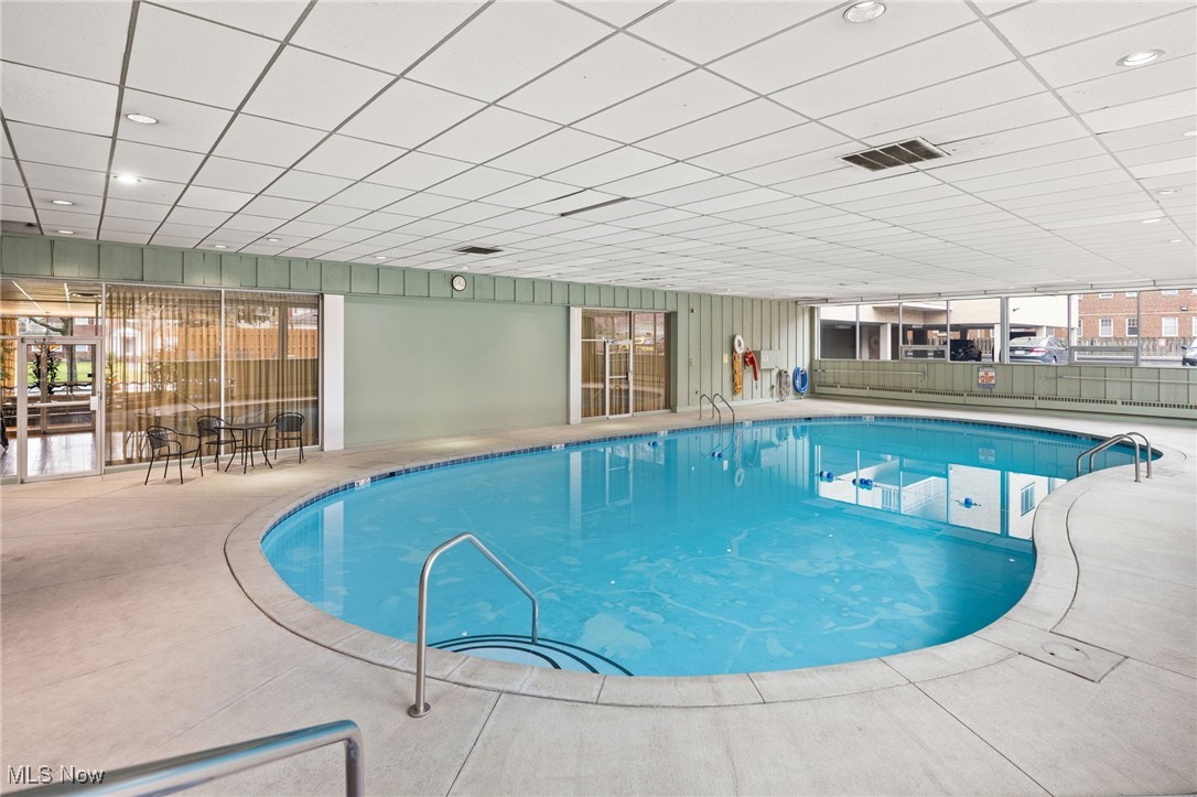 Lake Edge Condominiums - Residential