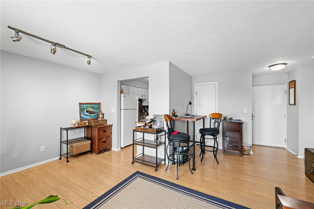 Lake Edge Condominiums - Residential