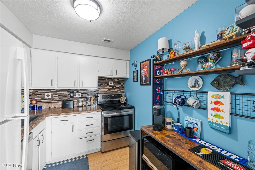 Lake Edge Condominiums - Residential