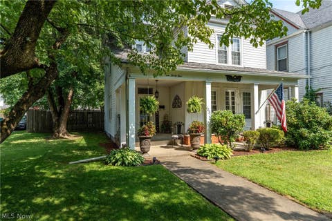 Homes For Sale - 1031 Juliana Street<br/> Parkersburg, WV 26101