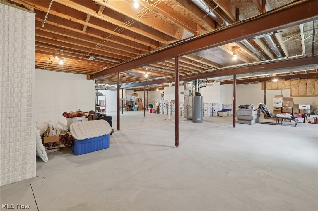 Crown Pointe Estates - Residential