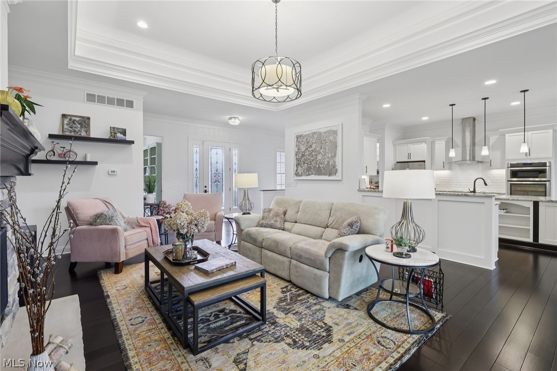 Crown Pointe Estates - Residential