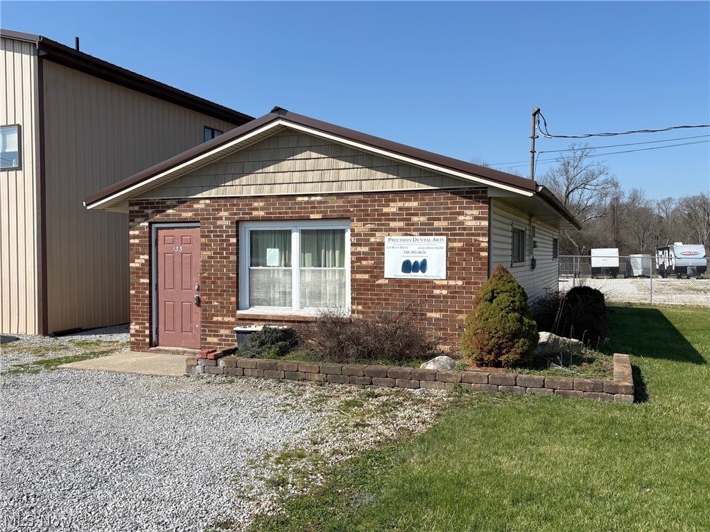 133 West Drive