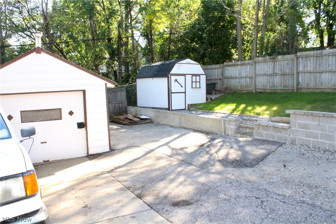 Pelton & Jewitt - Residential