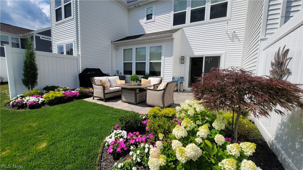 Renaissance Pk/Geauga Lake West- - Residential