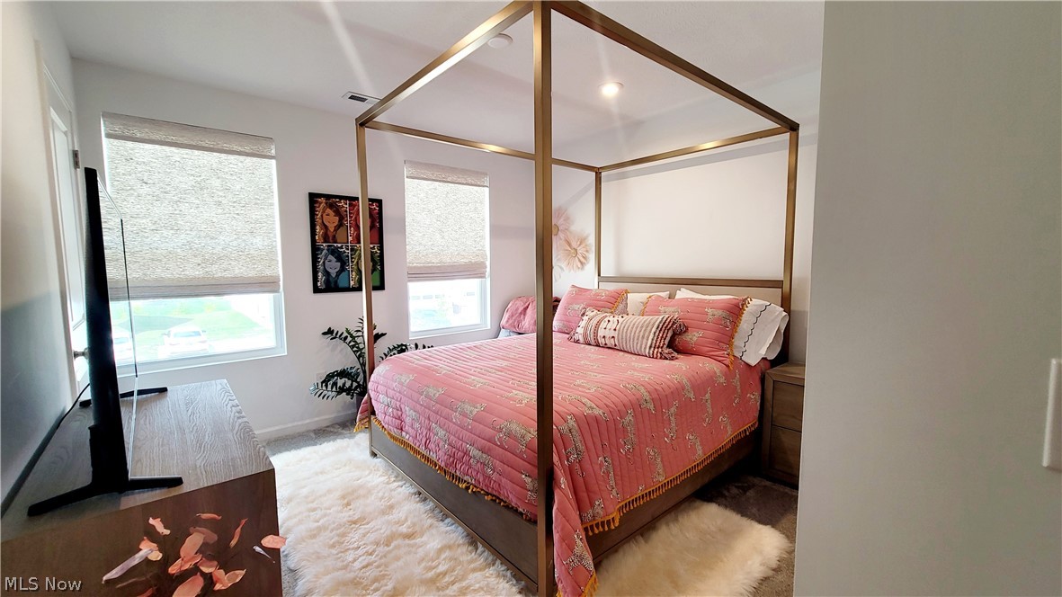 Renaissance Pk/Geauga Lake West- - Residential