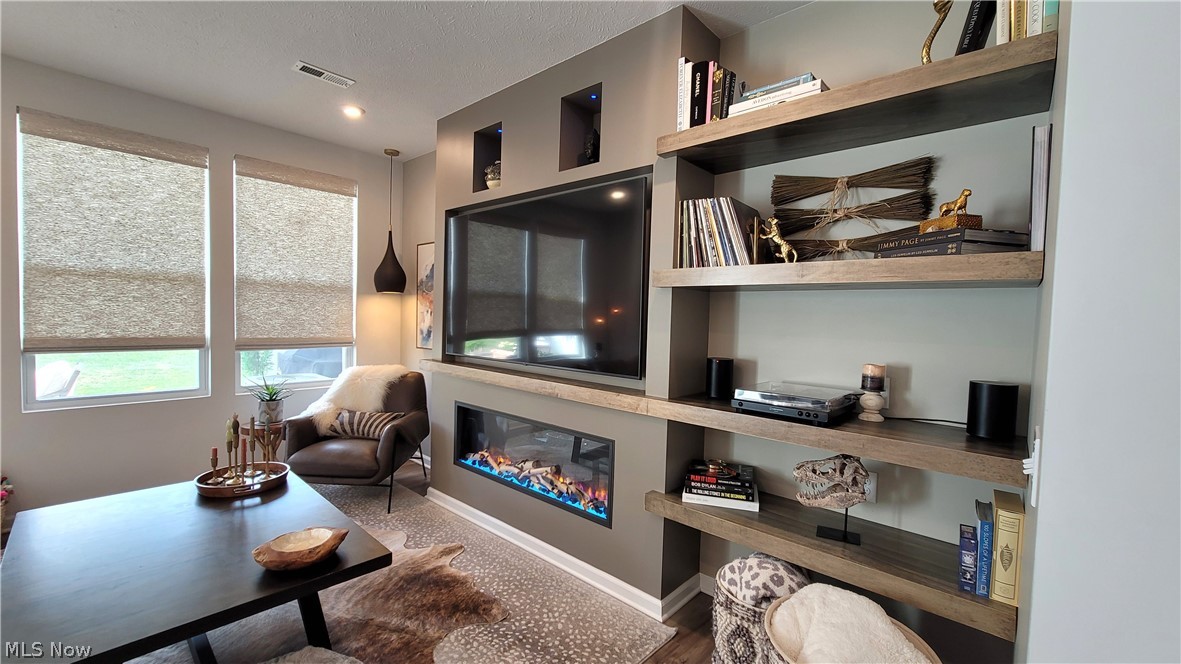 Renaissance Pk/Geauga Lake West- - Residential