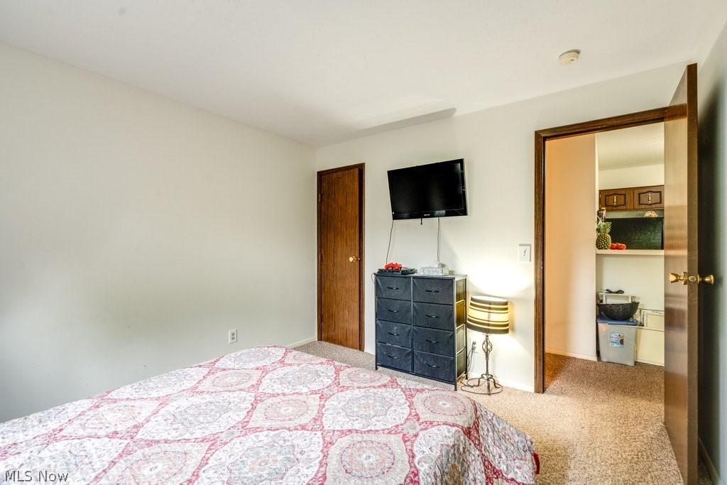 Royal Arms West - Residential