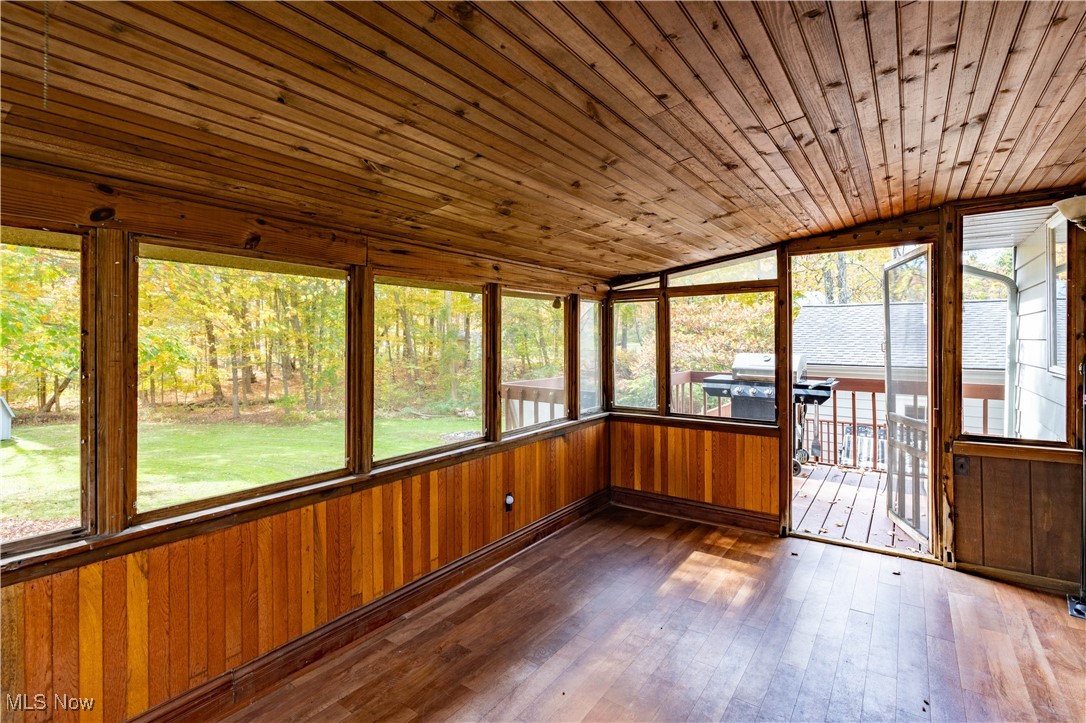 Chesterland, Ohio 44026, United States, 3 Bedrooms Bedrooms, ,3 BathroomsBathrooms,Residential,Active,230606