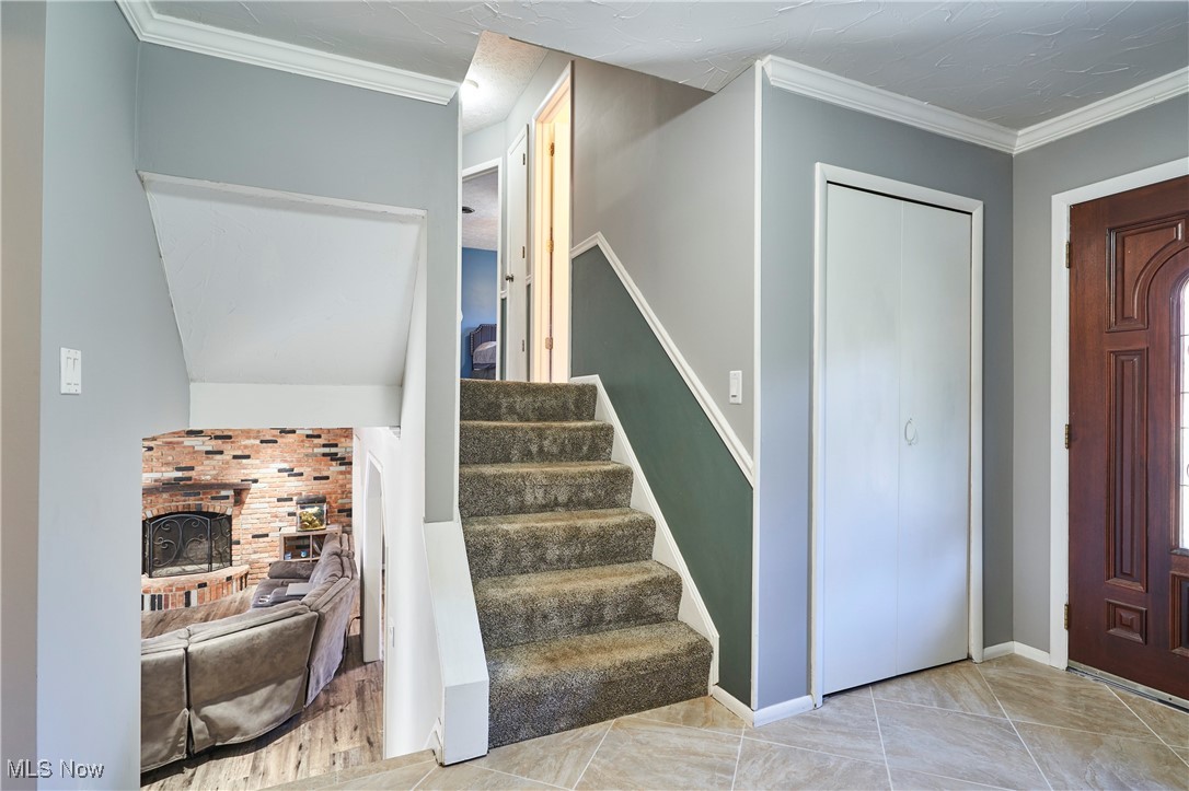 Chesterland, Ohio 44026, United States, 3 Bedrooms Bedrooms, ,3 BathroomsBathrooms,Residential,Active,230606