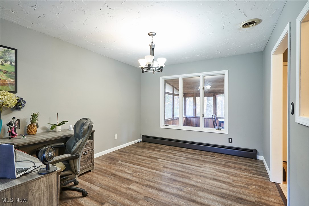 Chesterland, Ohio 44026, United States, 3 Bedrooms Bedrooms, ,3 BathroomsBathrooms,Residential,Active,230606