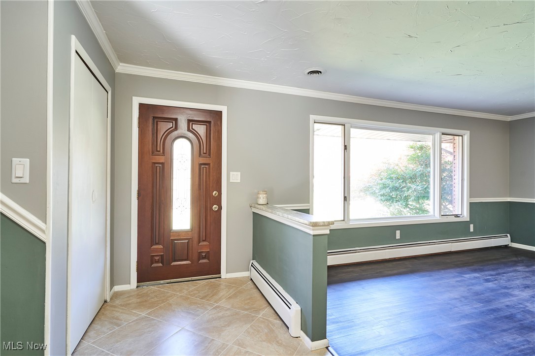 Chesterland, Ohio 44026, United States, 3 Bedrooms Bedrooms, ,3 BathroomsBathrooms,Residential,Active,230606