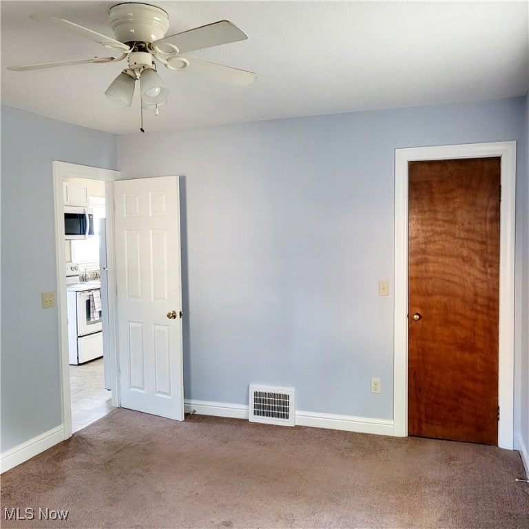 785 Grantwood Avenue, Sheffield Lake, Ohio image 13