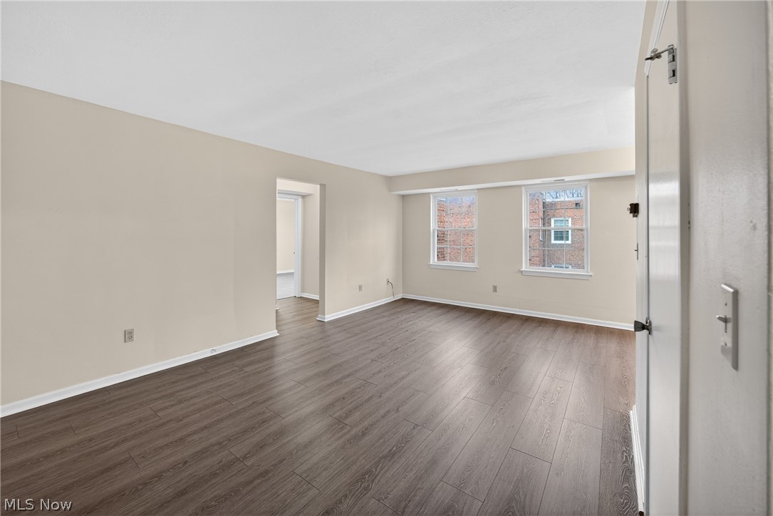 19436 Van Aken Boulevard 307