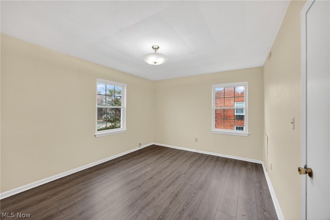 Royal Court Condos - Residential