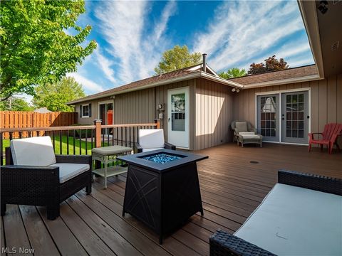 Tiny photo for 609 Wyleswood Drive, Berea, OH 44017 (MLS # 5209925)