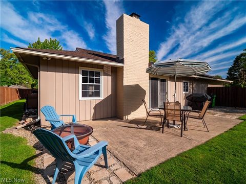 Tiny photo for 609 Wyleswood Drive, Berea, OH 44017 (MLS # 5209925)