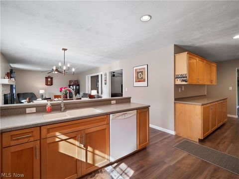 Tiny photo for 609 Wyleswood Drive, Berea, OH 44017 (MLS # 5209925)
