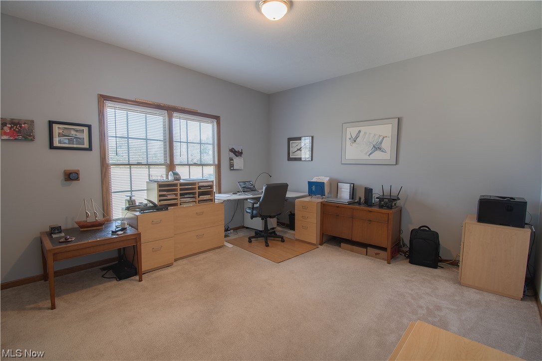 Villas At London Square Condo - Residential