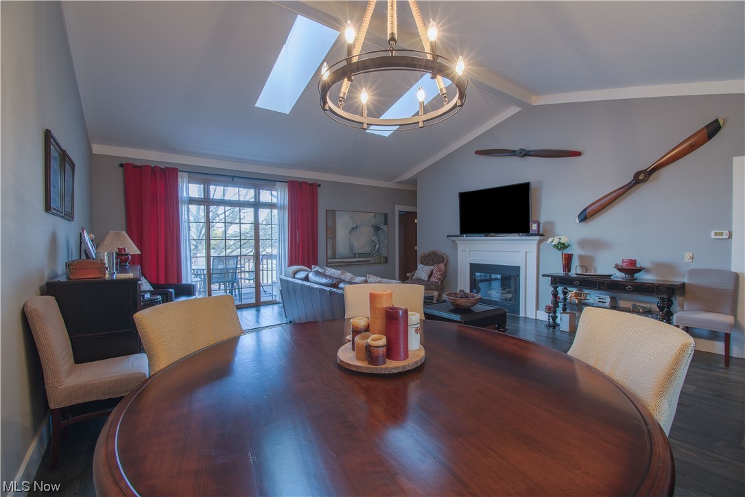 Villas At London Square Condo - Residential