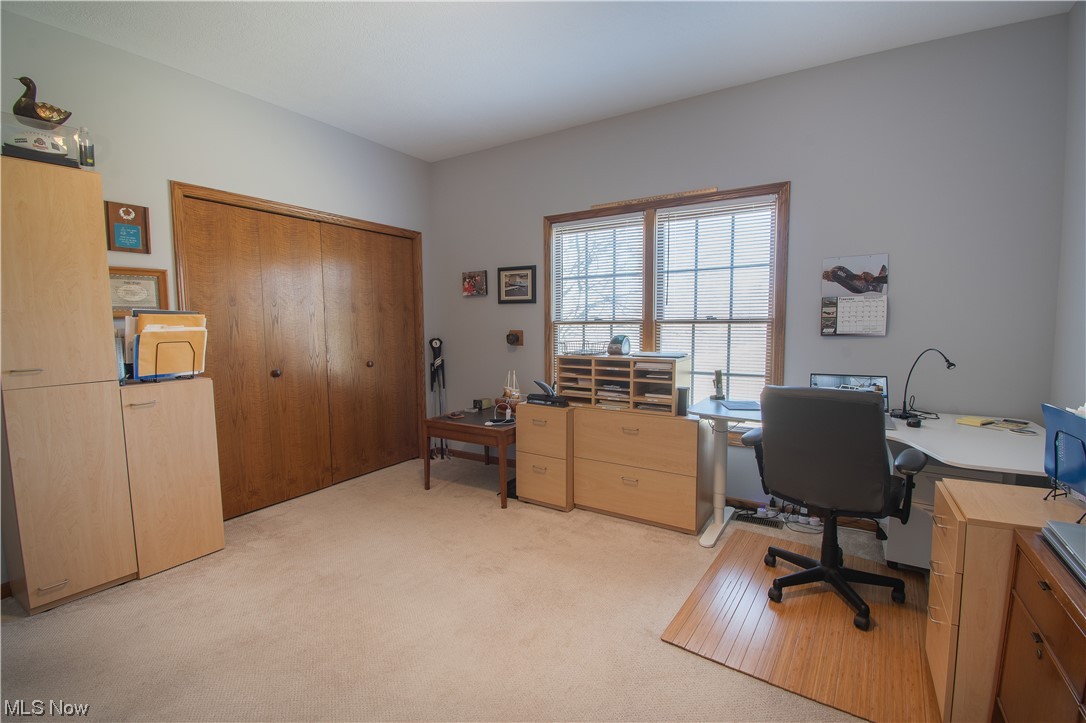 Villas At London Square Condo - Residential