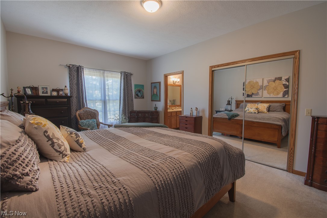 Villas At London Square Condo - Residential