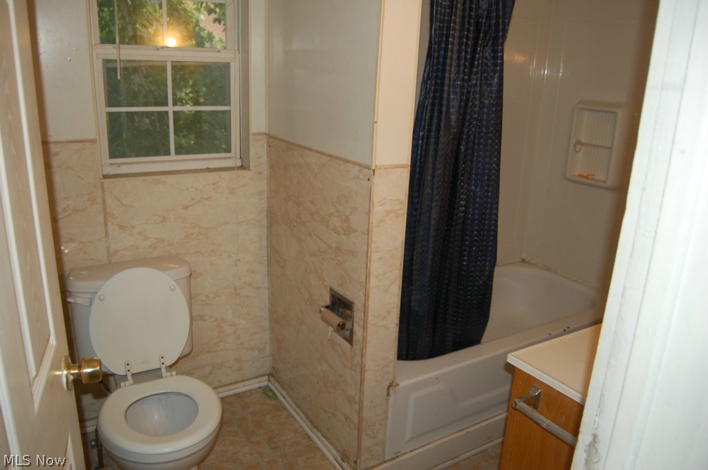 A.C. Voris - Residential