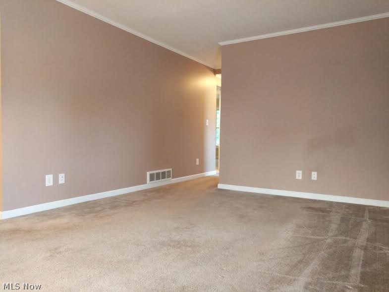 Williamsburg Court Condo - Residential Lease