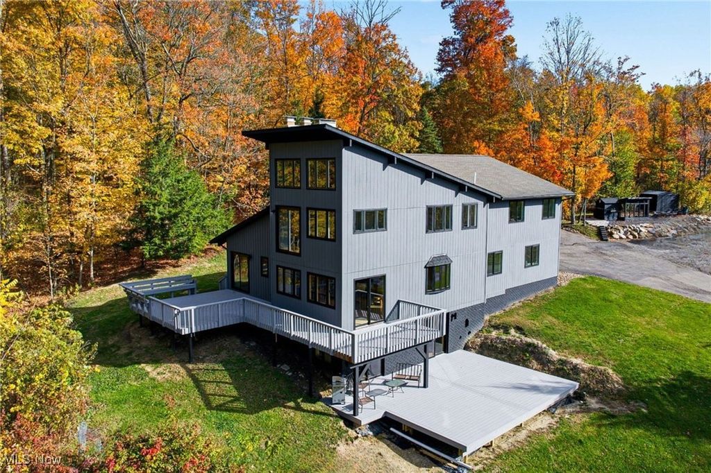 Photo of 10640 Butternut Road, Chesterland, OH 44026 (MLS # 5168163)