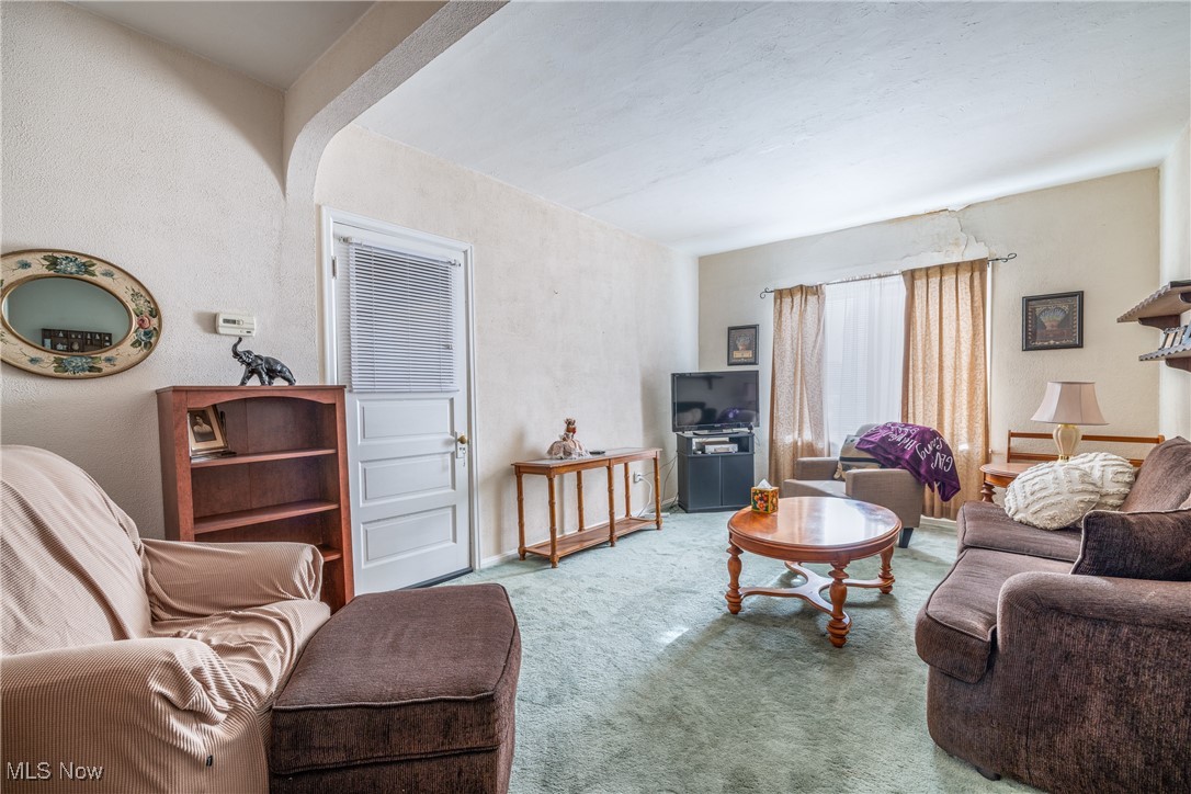 State View - Commercial Sale