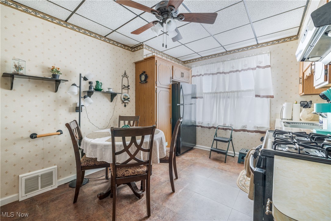 State View - Commercial Sale