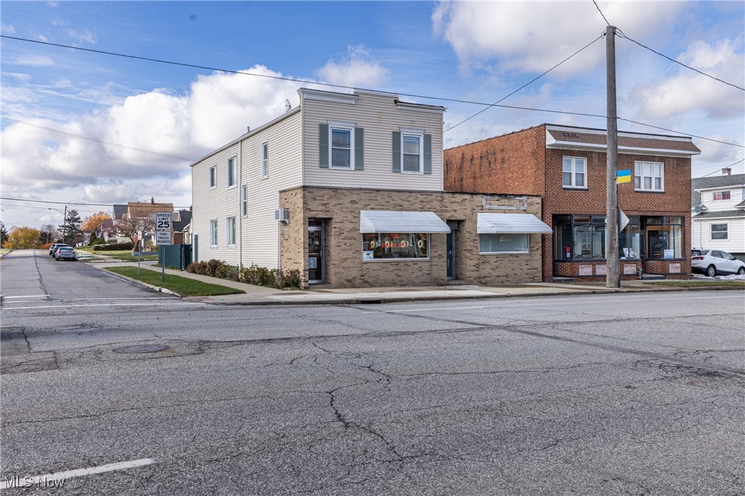 State View - Commercial Sale