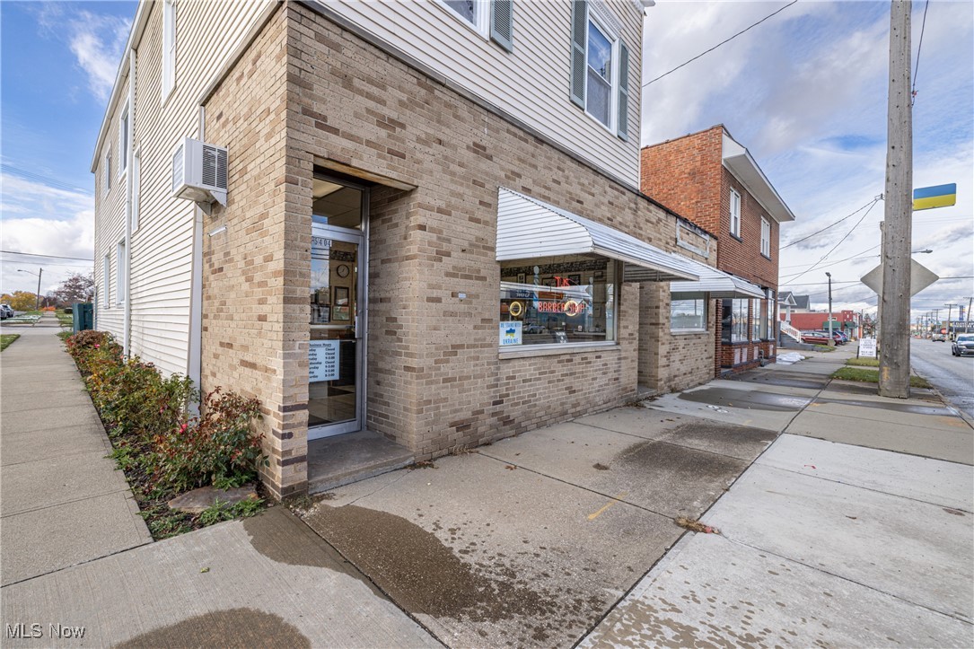 State View - Commercial Sale